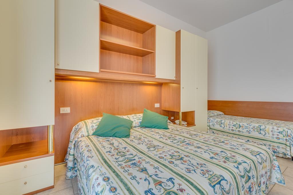 Hotel Austria Caorle Extérieur photo