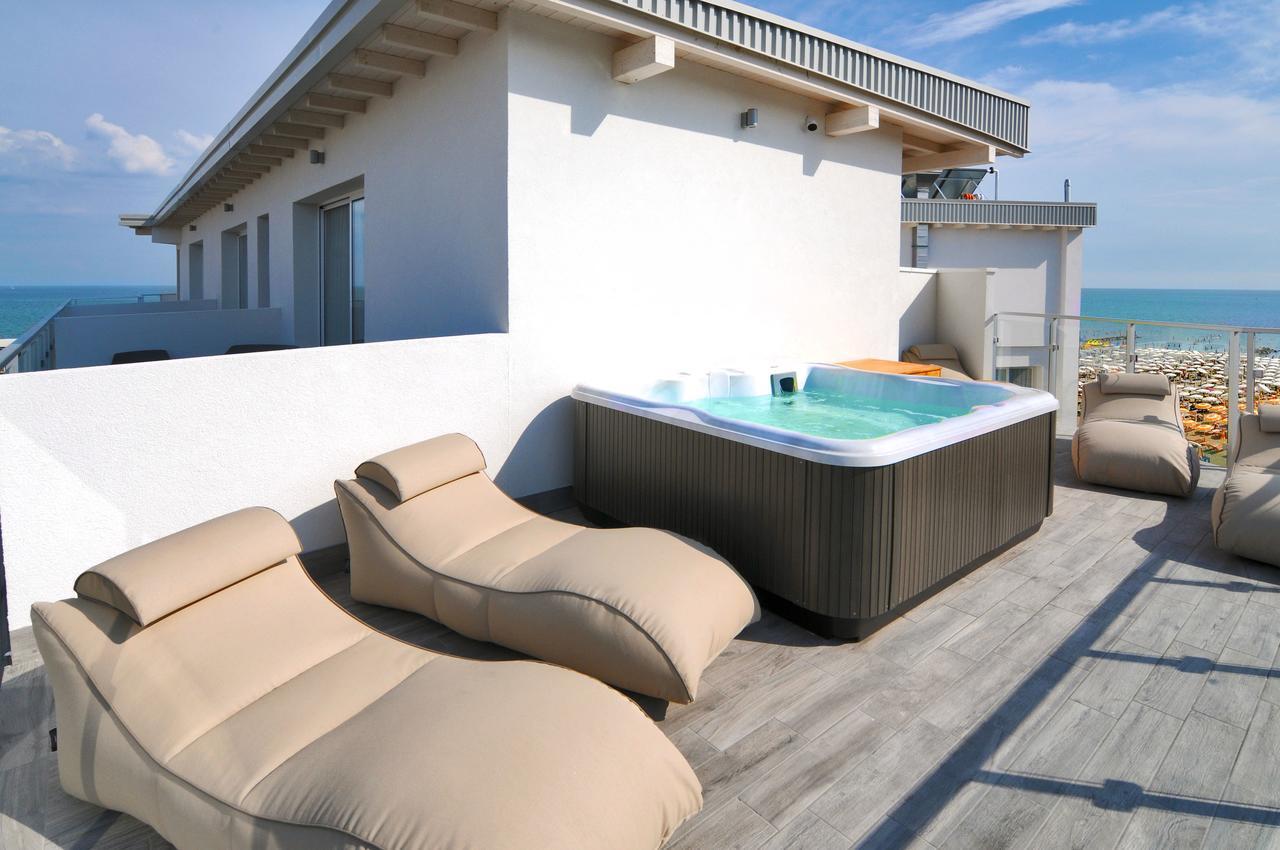 Hotel Austria Caorle Extérieur photo