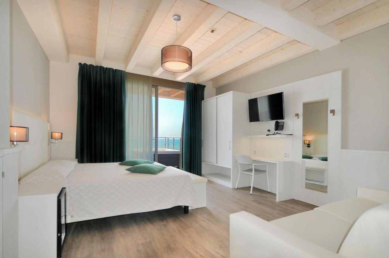 Hotel Austria Caorle Extérieur photo