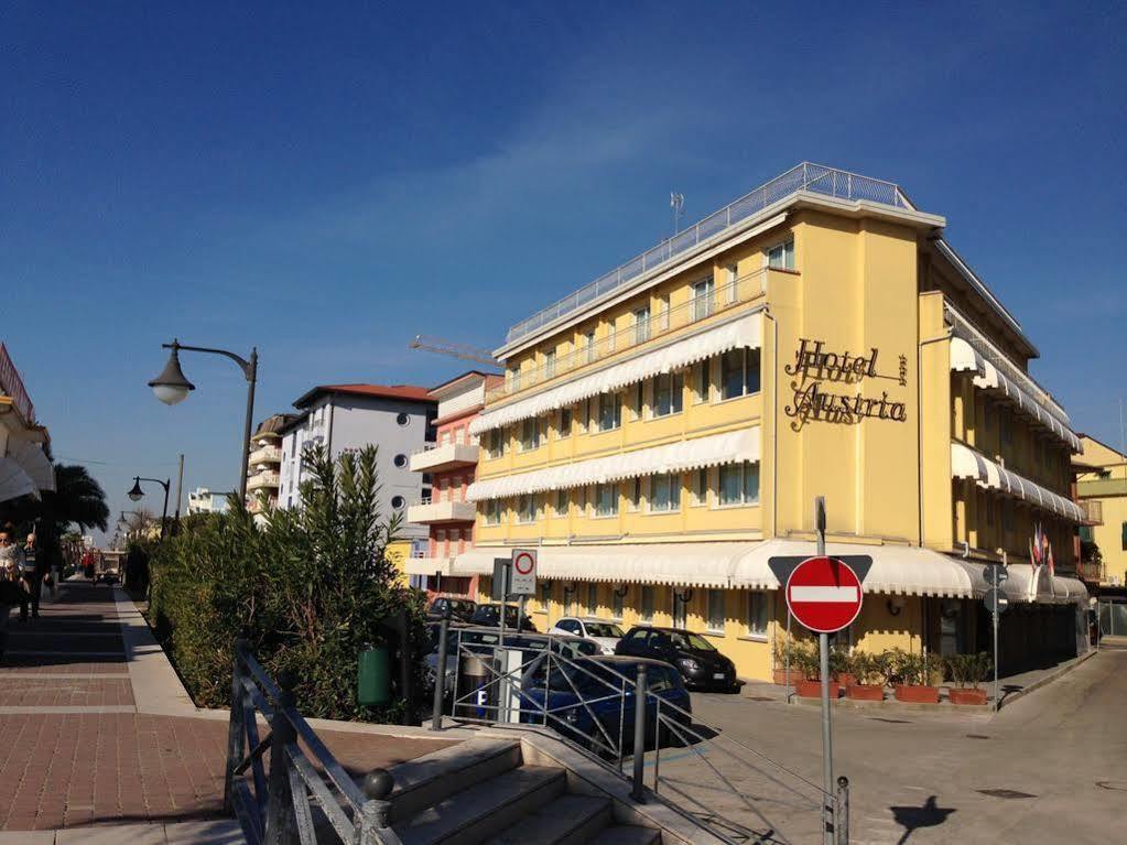 Hotel Austria Caorle Extérieur photo